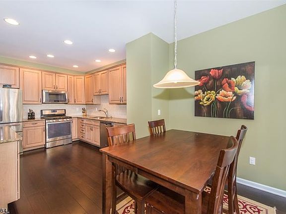 3rd image of 71 Lamerson Cir