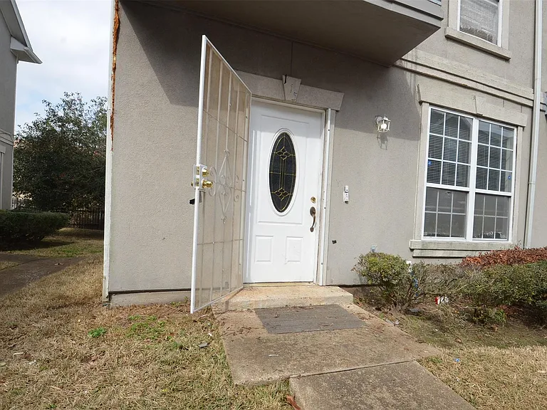 11045 Landswalk Dr #115 — Photo 6