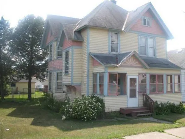 707 E Wabasha St, Winona, MN 55987