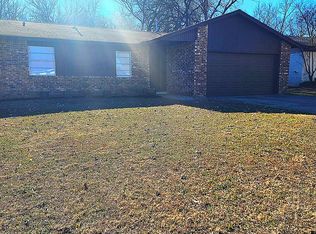 6124 W 42nd Pl, Tulsa, OK 74107