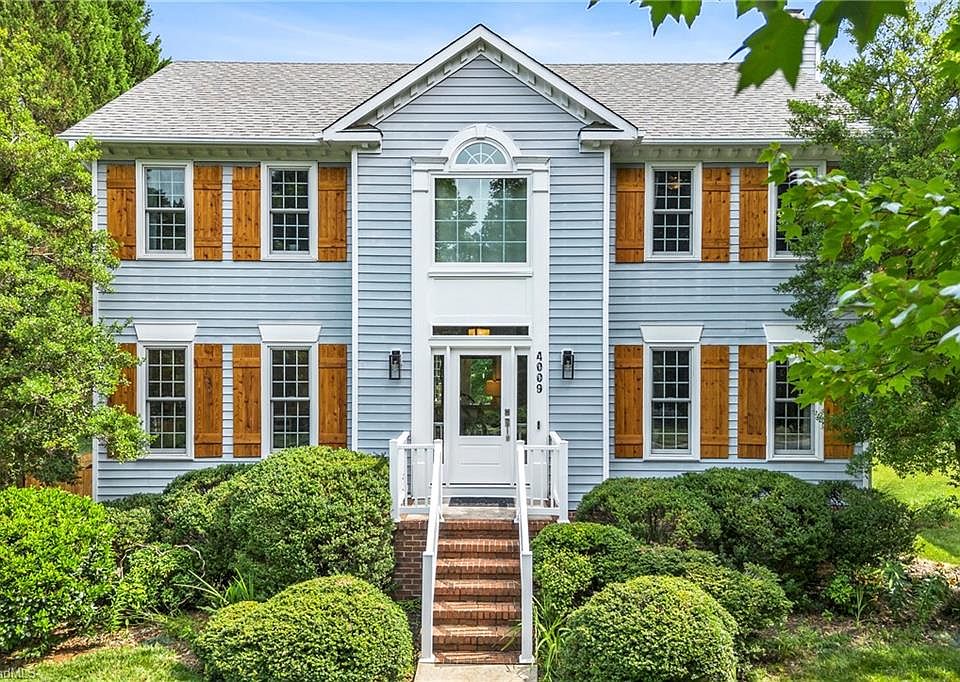 1st image of 4009 Clarendon Ave