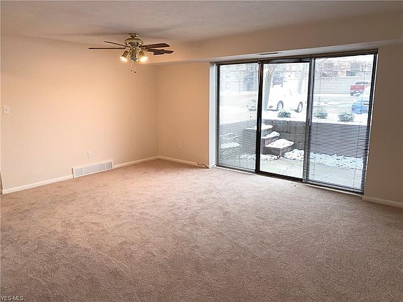 2nd image of 9640 Cove Dr Unit A26