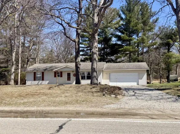 4800 N Caseville Rd, Caseville, MI 48725