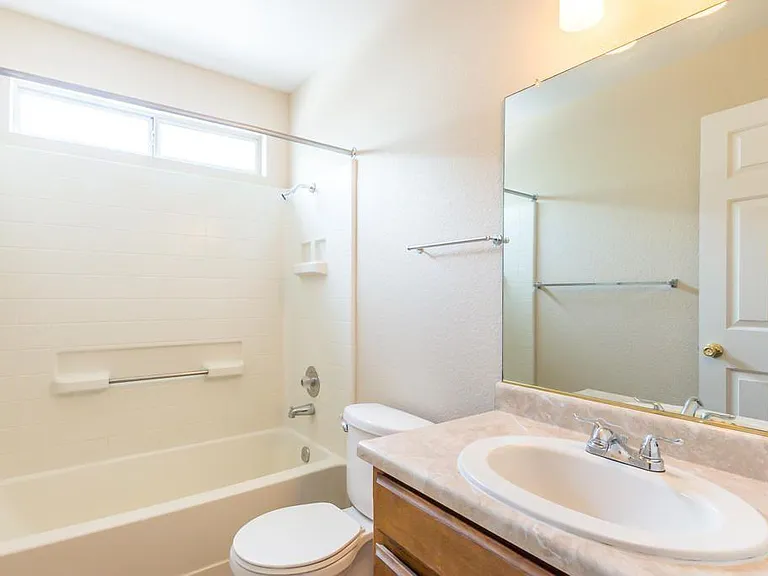 165 Danbury Dr — Photo 6