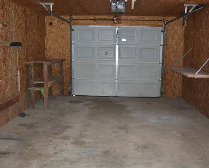 14620 Hobby Dr — Photo 12