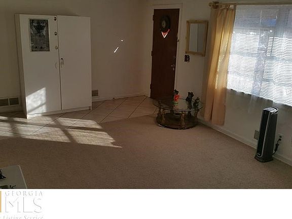 4th image of 43 Larose Cir SE