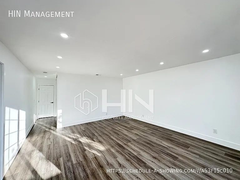 5881 Saint Matthew Dr #- — Photo 23