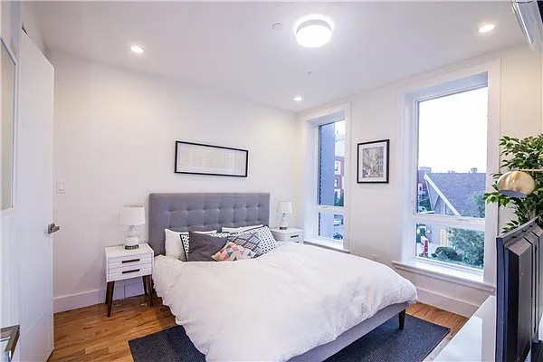 Sold by Bedrock LLC | media 4