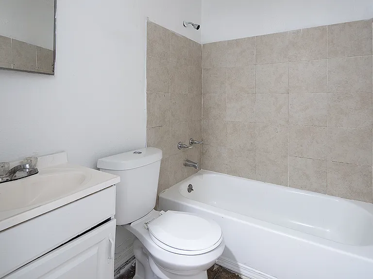 2718 Crescent Ln #A — Photo 7