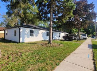 2406 Walnut Dr, Highland, IN 46322