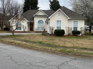 201 Providence Dr, Carrollton, GA 30116