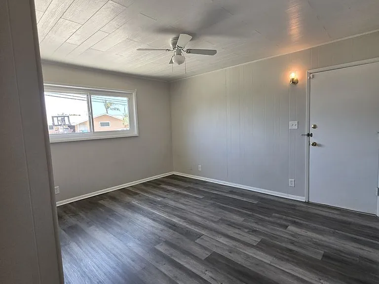 1319 Thermal Ave — Photo 22