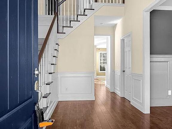 4th image of 3968 Lake Ruby Ln