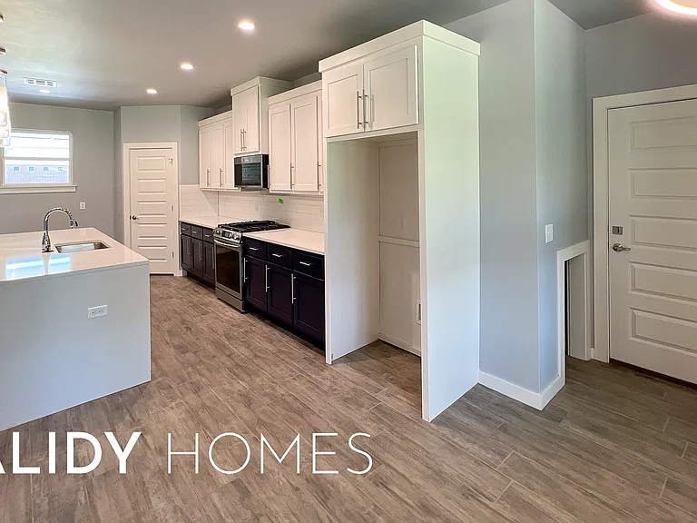 17611 Natalie Ct — Photo 12