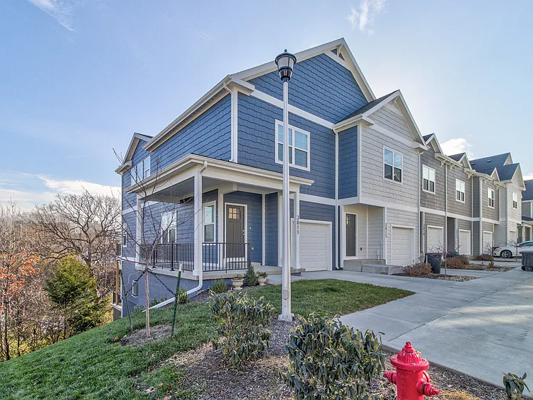 3859 S Thompson St — Photo 10