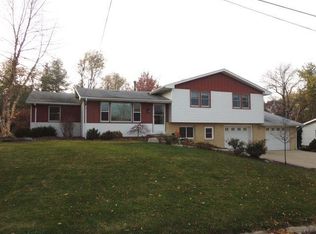 22237 Timber Ln, Morton, IL 61550