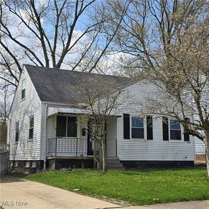 15808 Edgewood Ave, Maple Heights, OH, 44137
