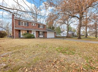 14 Willow Oak Ln, Saint Louis, MO