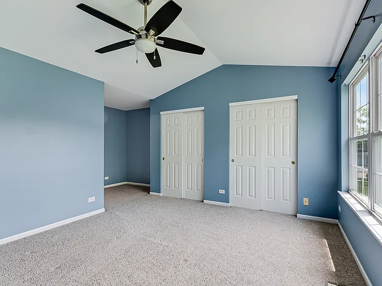 913 Genesee Dr — Photo 13