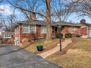 953 Glenbrook Ave, Saint Louis, MO 63122
