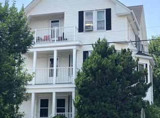 516 Academy Ave #1, Providence, RI 02908