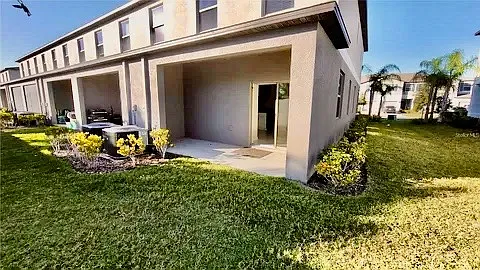 9611 Mulberry Marsh Ln — Photo 12