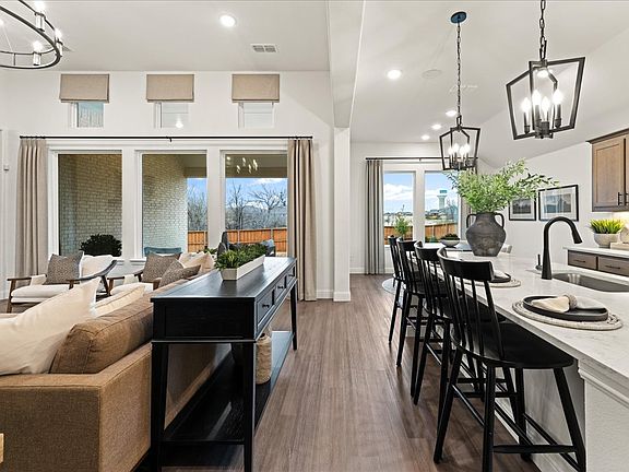 31-3707 Maize Ave-10
