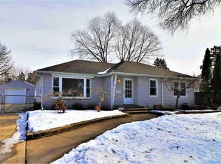 3437 N Court St, Rockford, IL