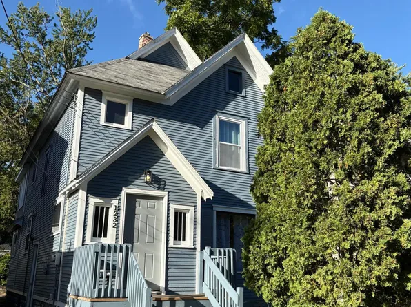 1232 W Michigan Ave, Lansing, MI 48915