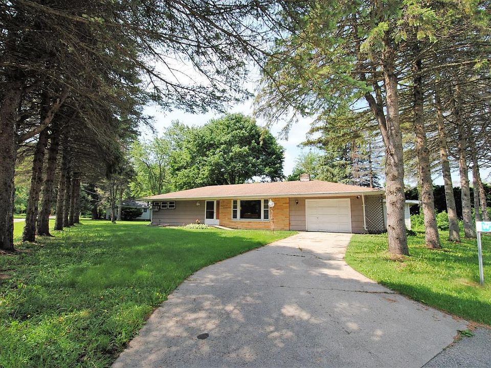 1st image of W3563 Park Dr