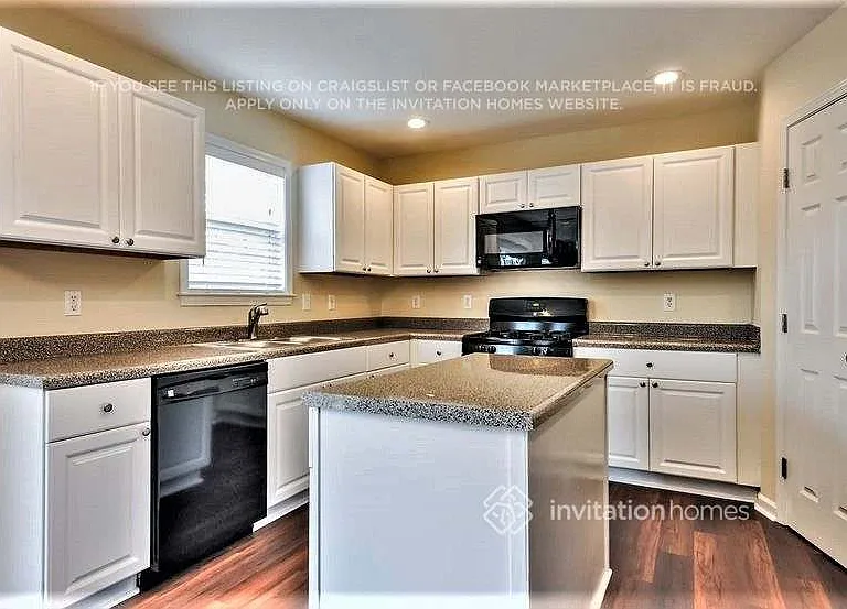202 Timeless Cir — Photo 8