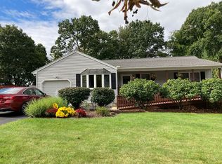 11 Arborwood Dr, Worcester, MA 01604