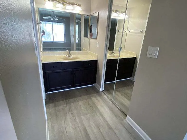 200 International Dr #814 — Photo 13