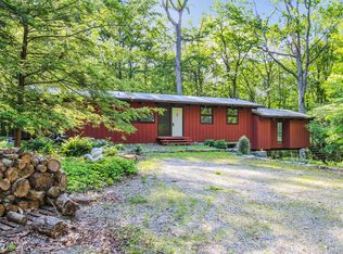 35 Woodland Rd, Pound Ridge, NY 10576