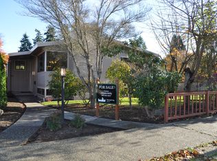 3008 Garlough Ave SW, Seattle, WA 98116