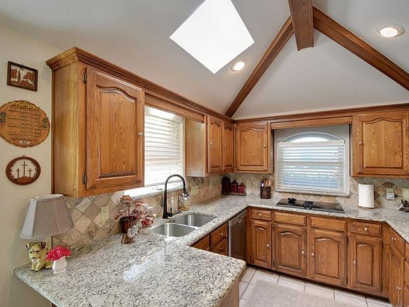5th image of 3417 Brunchberry Ln