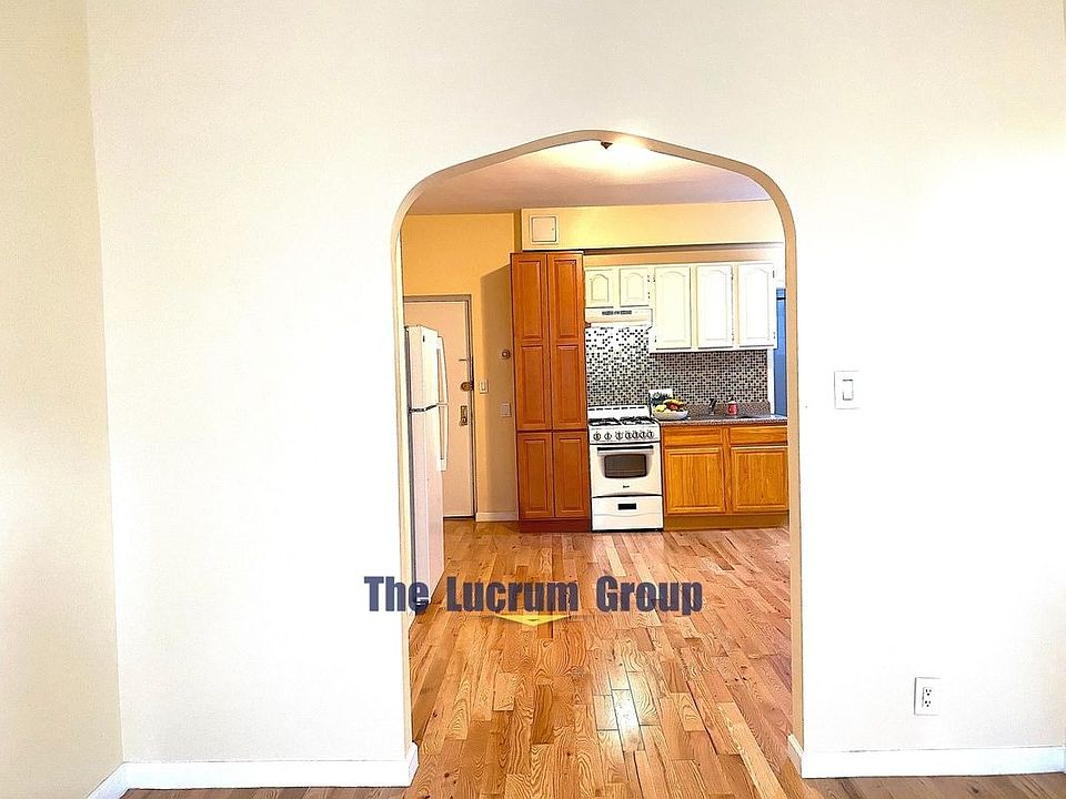 1st image of 189 16th St Floor 4