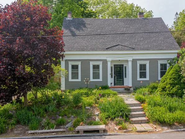 42 Elm Street, Bucksport, ME 04416