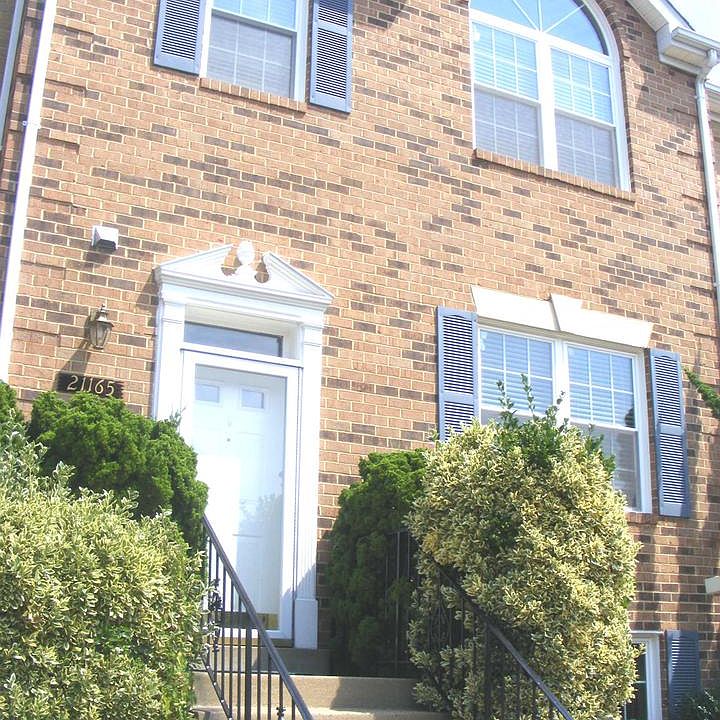 1st image of 21165 Twinridge Sq