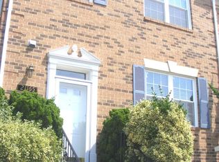 21165 Twinridge Sq, Sterling, VA 20164