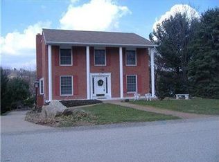 921 Beacon Valley Rd, Greensburg, PA 15601