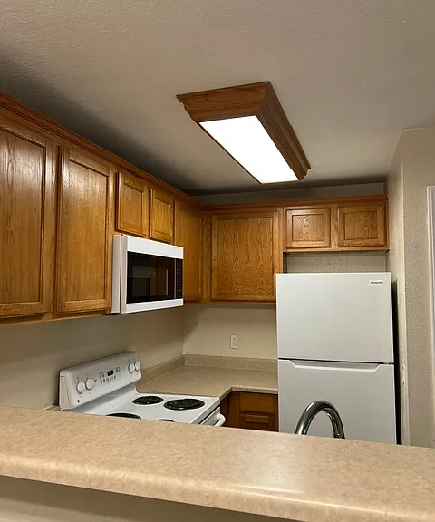 2909 E Huntington Blvd #125 — Photo 7