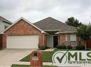 2401 Mapleleaf Ln, Flower Mound, TX 75028