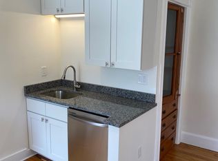 49 Falmouth St #1A, Portland, ME 04103