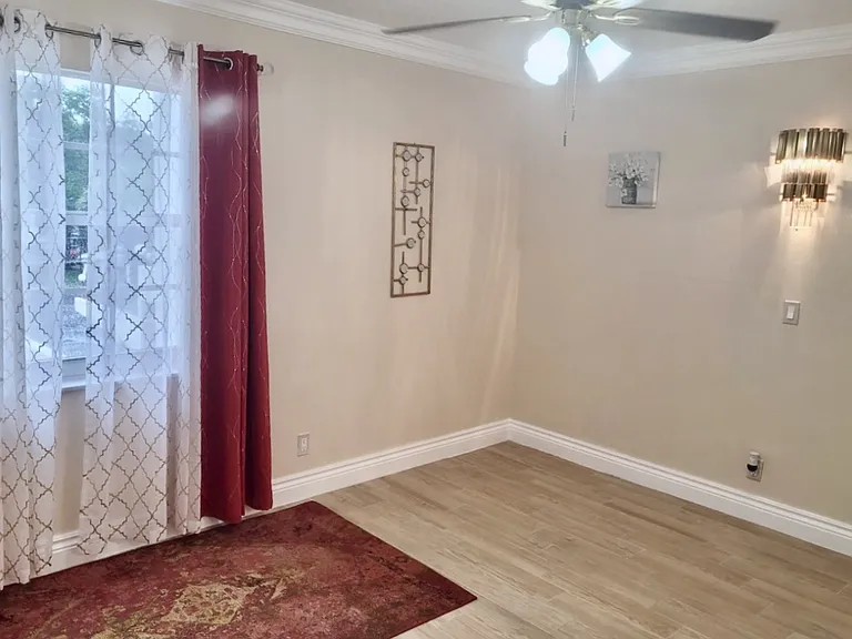 608 NW 13th St — Photo 36
