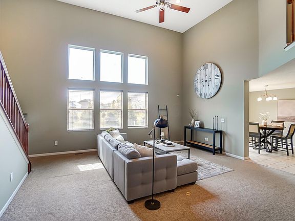 4th image of 2631 Loris Way