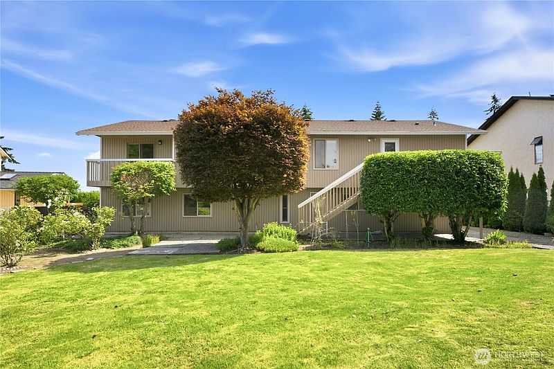 2nd image of 14225 SE 44th Street