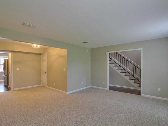 5th image of 1002 E Northfield Blvd APT G102