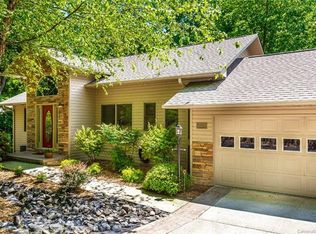 900 Tsisqua Cir, Brevard, NC 28712