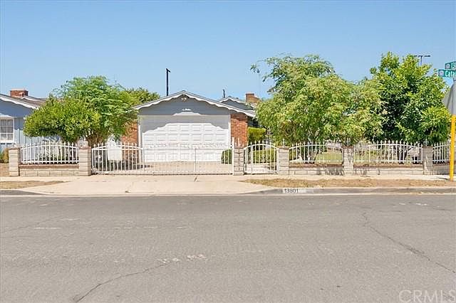 1st image of 13801 S Catalina Ave